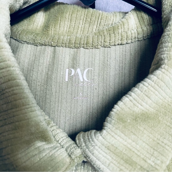 PAC cares green ribbed crop button down sz S - Picture 5 of 7